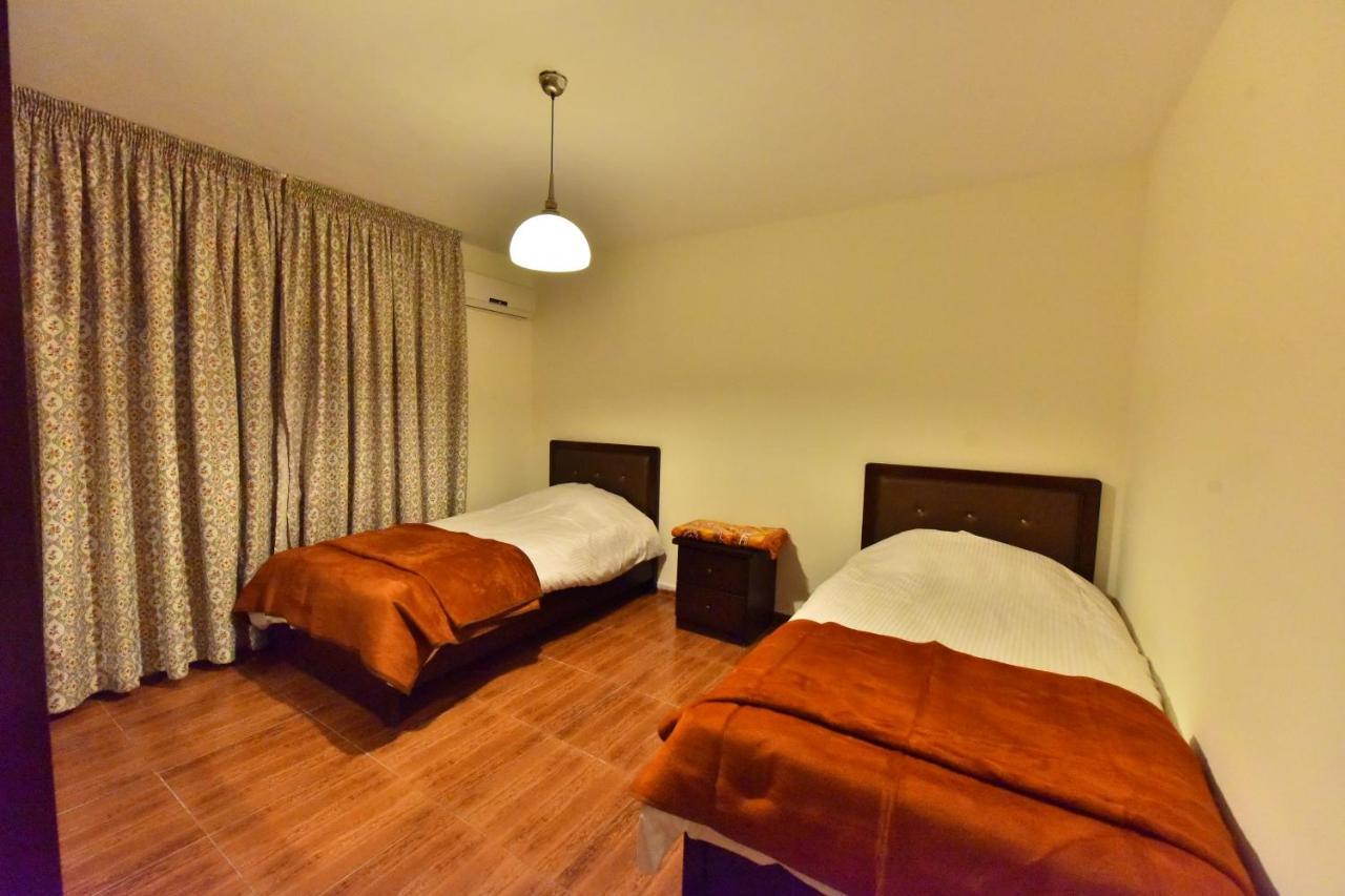 Al Farooq Hotel Apartments Amman Extérieur photo